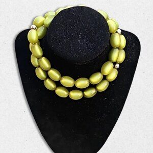 Vintage Retro Inspired Moonglow Beaded Necklace Silver Tone Accents Green W OS